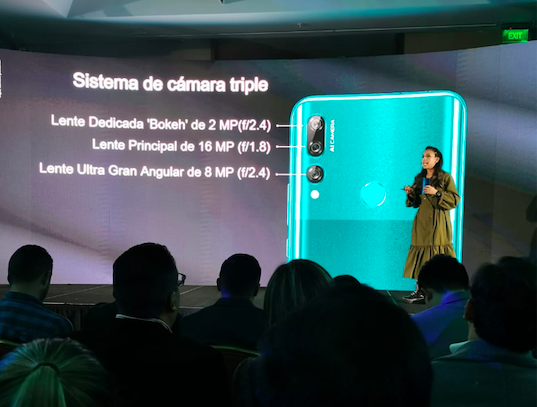 Huawei presentó su celular Y9 con cámara retráctil