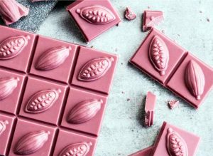 Ruby, el chocolate rosa que desde el 2018 revoluciona los mercados de Asia y Europa. Foto: Barry Callebaut/Bakary.