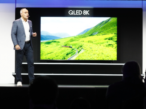 Este es el Samsung 8K QLED TV, presentado en la feria.