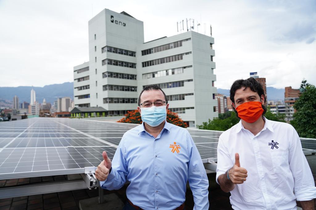 Carlos Mario Estrada, director Nacional del Sena, y Juan Felipe Rendón, director en Antioquia